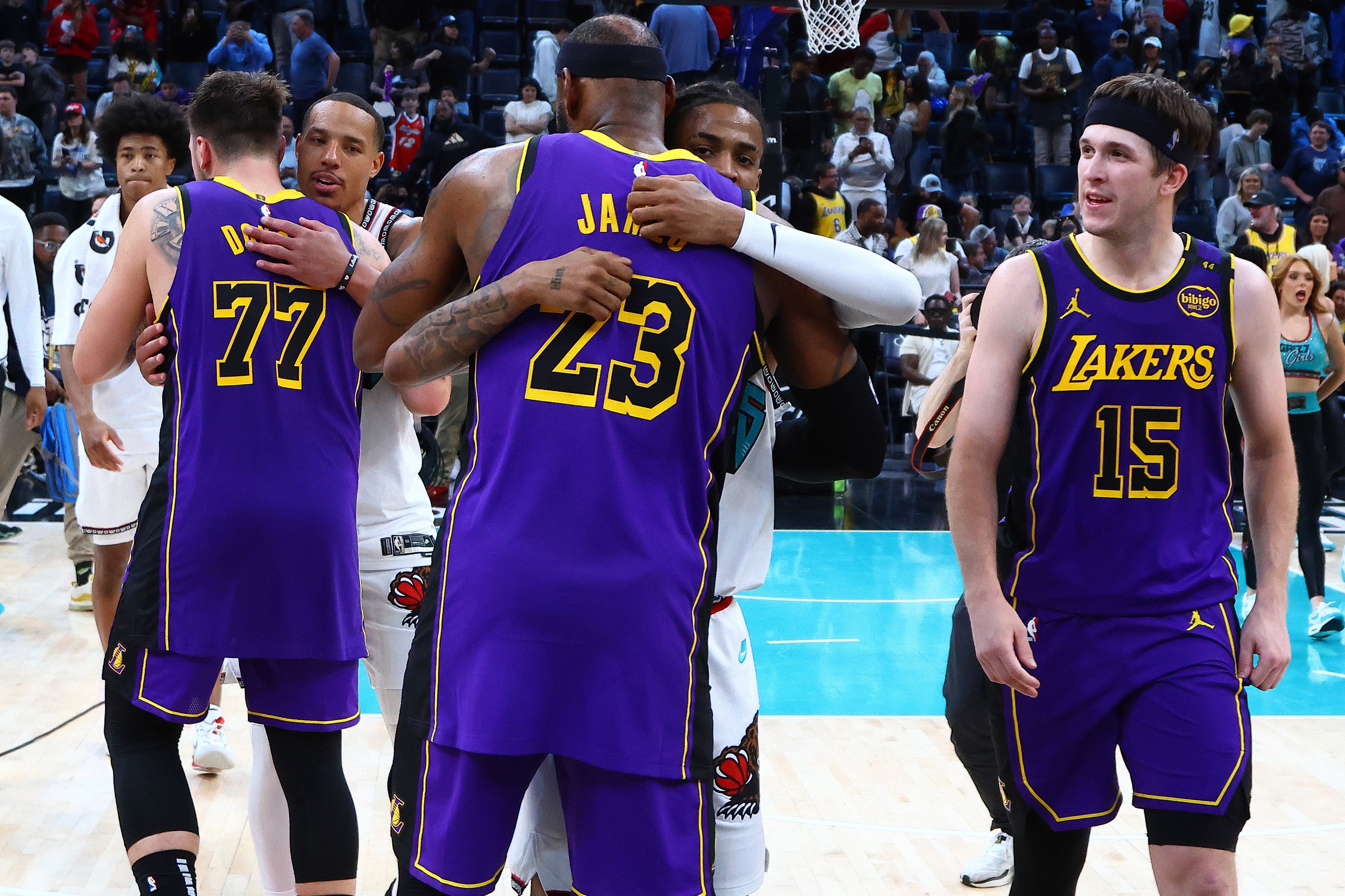 九游体育 登录NBA常规赛赛后再迎强敌，俄克拉荷马雷霆手感冰凉，主帅态度：管理层满意，团队化学反应显著的简单介绍