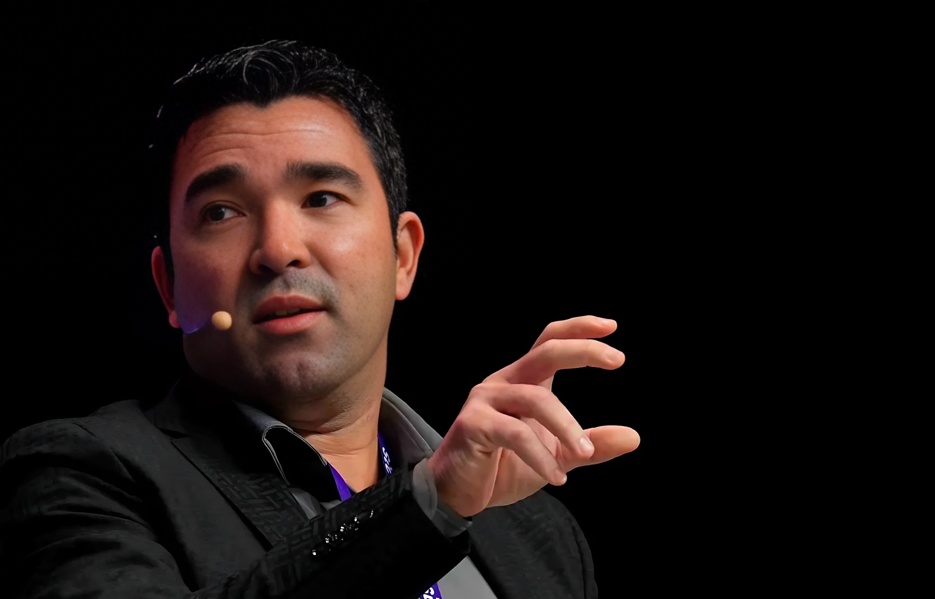 九游体育 登录转折点巴塞罗那回应争议；NBA季后赛转会期攻防权衡；话题不断；资深球员宣示担当的简单介绍